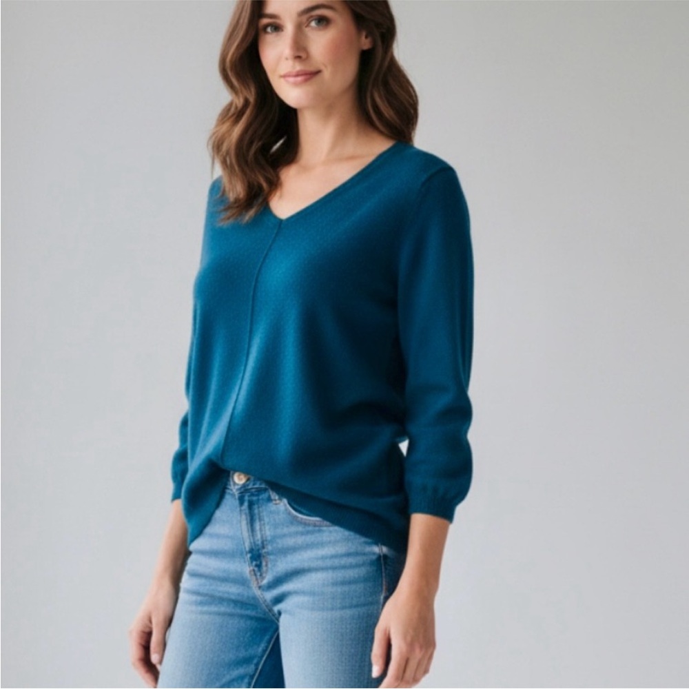 InCashmere V Neck 3/4 Sleeve Sweater